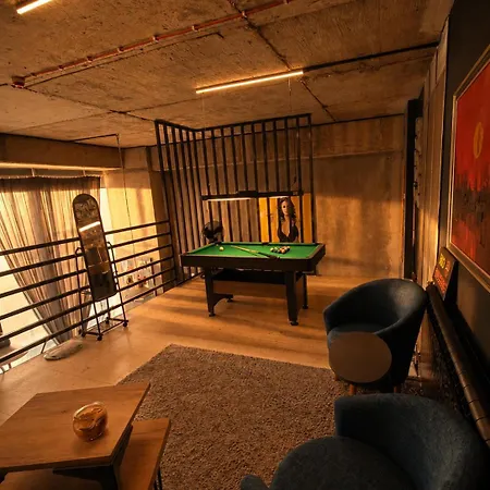 Daire Tower Atelier Üsküp